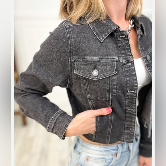 Judy Blue Jean Jacket Womens L Charcoal Black Denim Trucker Button Up Stretch - Picture 1 of 8